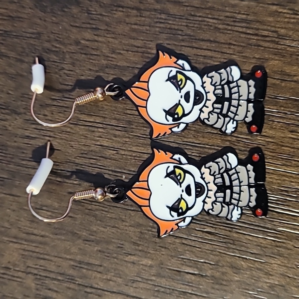 Pennywise fish hook Dangle earrings